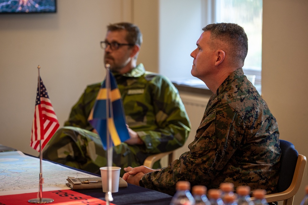 U.S. and Swedish Marine Generals Meet in Berga