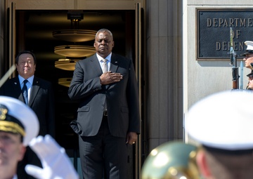 Secretary Austin Hosts Japanese Counterpart