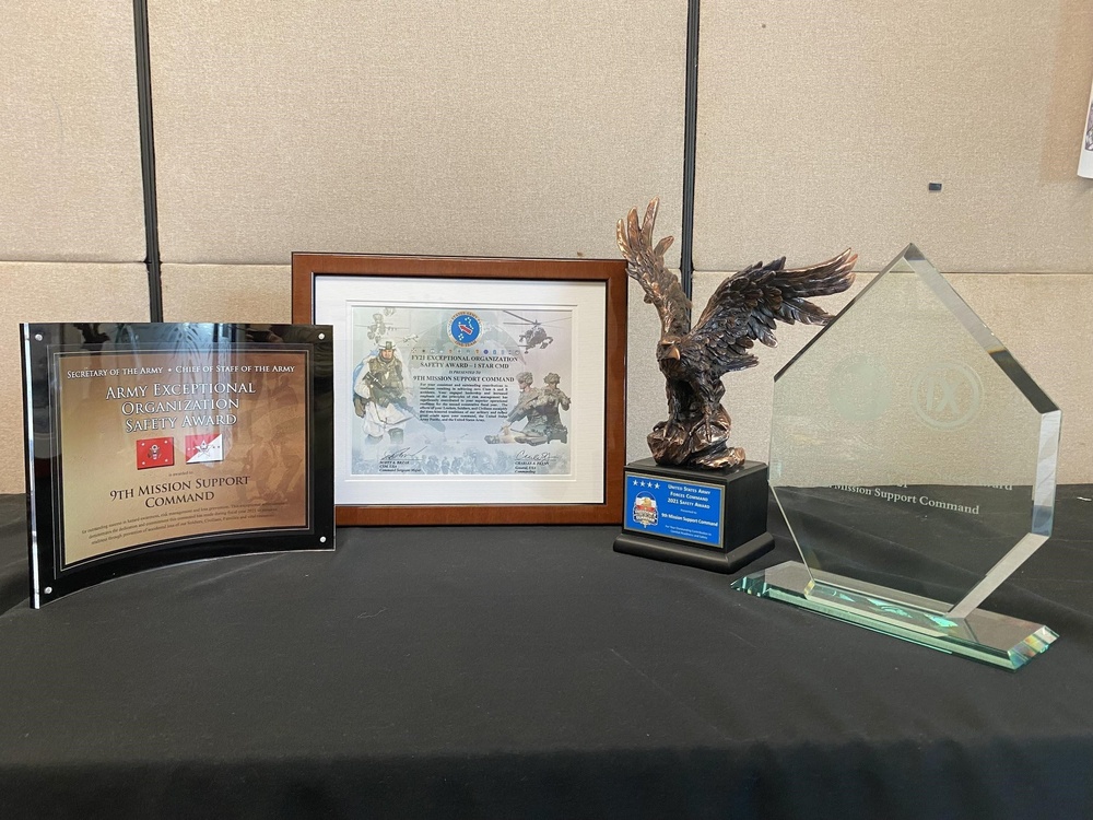 9th Mission Support Command Does a Clean Sweep of Safety Awards for 2021