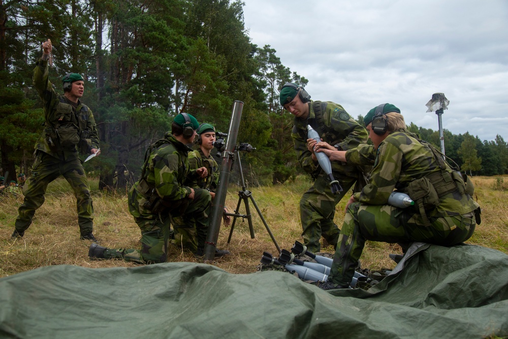 Swedish and U.S. Marines decimate a live fire mortar range