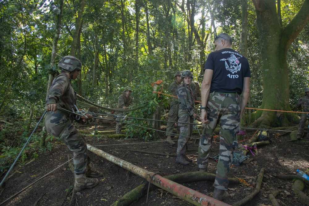 MARFORPAC Marines Conduct Rappelling During the French Armed Forces AITO Course