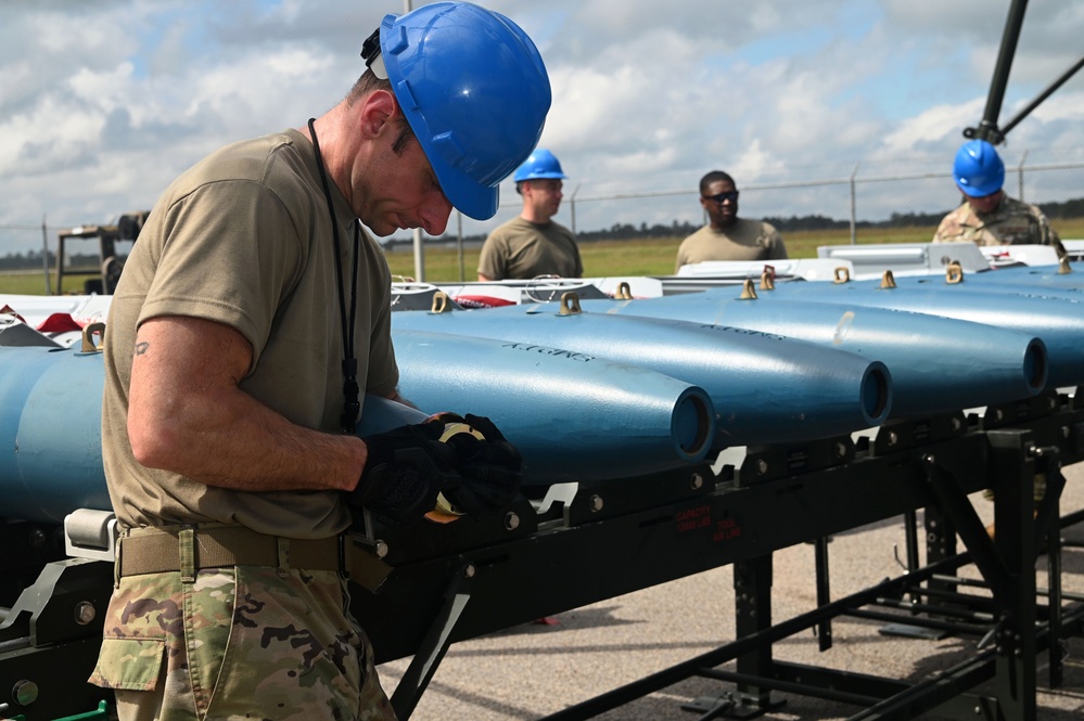 169th Maintenance Squadron Munitions Shop Conducts Bomb Assembly