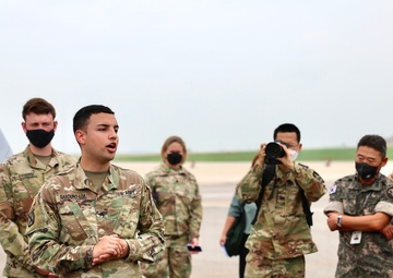 ROKA 5th Corps General Visits 2nd Combat Aviation Brigade