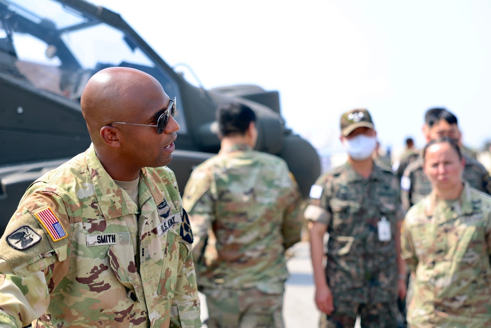 ROKA 2nd Operations Command General Visits 2nd Combat Aviation Brigade