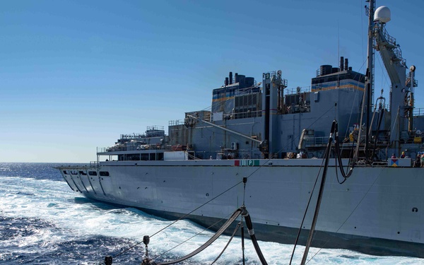 USS Truxtun (DDG 103) Performs Replenishment-at-Sea