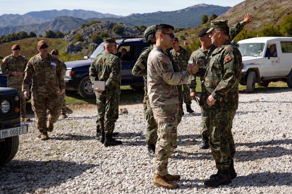 Albanian Chief of Defence meets with NJ National Guard Soldiers
