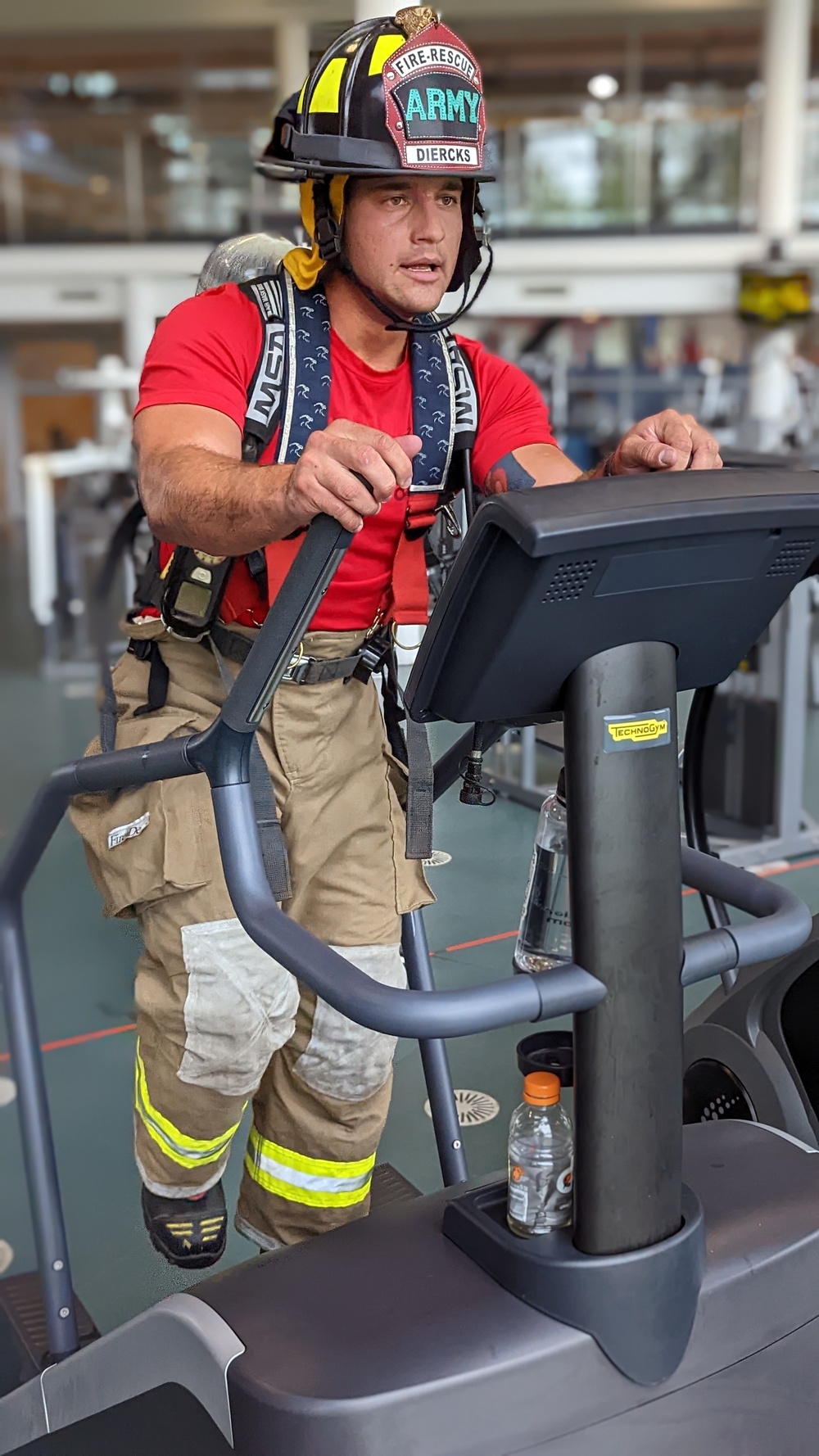 Army firefighters commemorate Sept. 11 sacrifices with 110-story climb