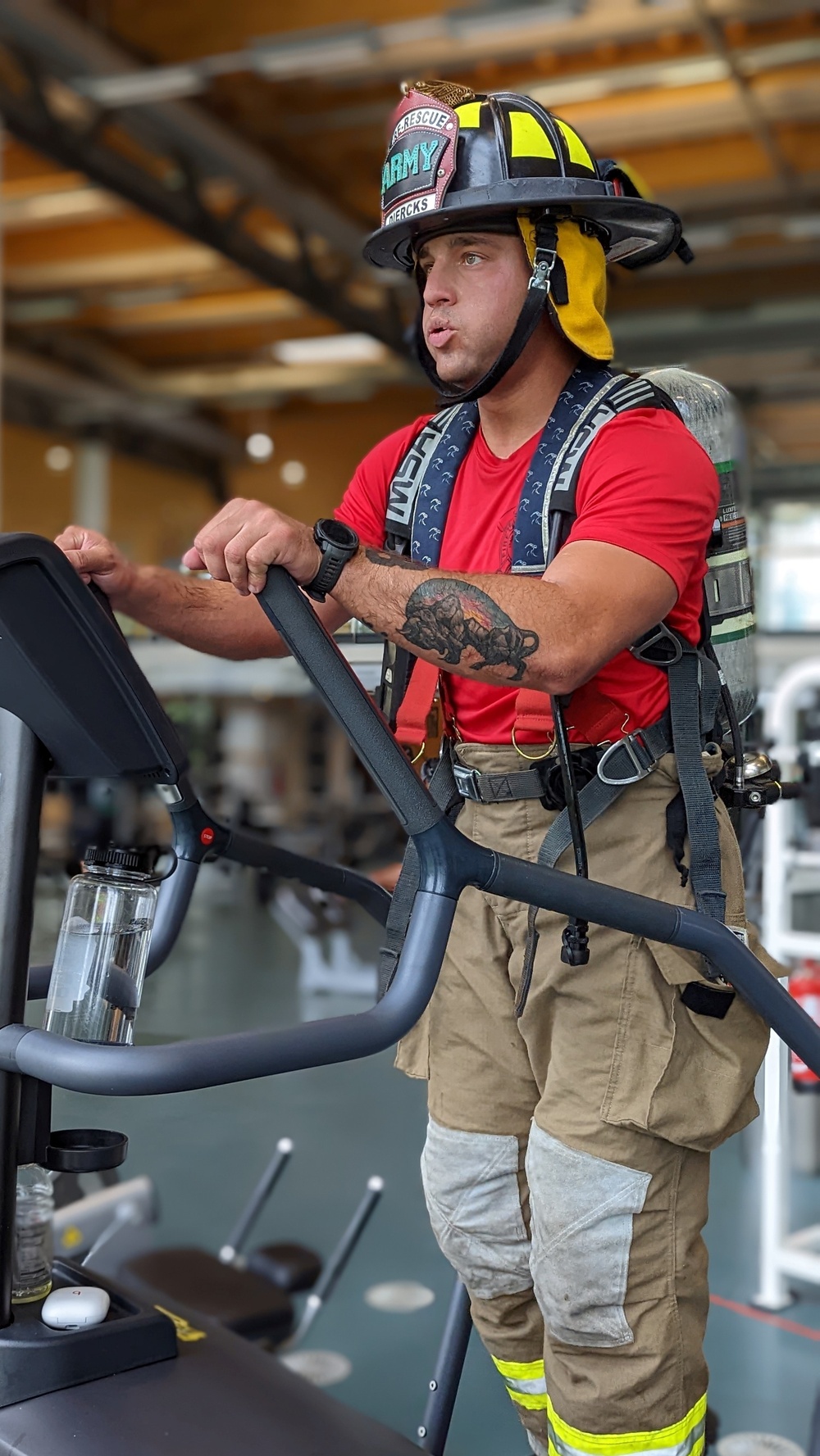 Army firefighters commemorate Sept. 11 sacrifices with 110-story climb