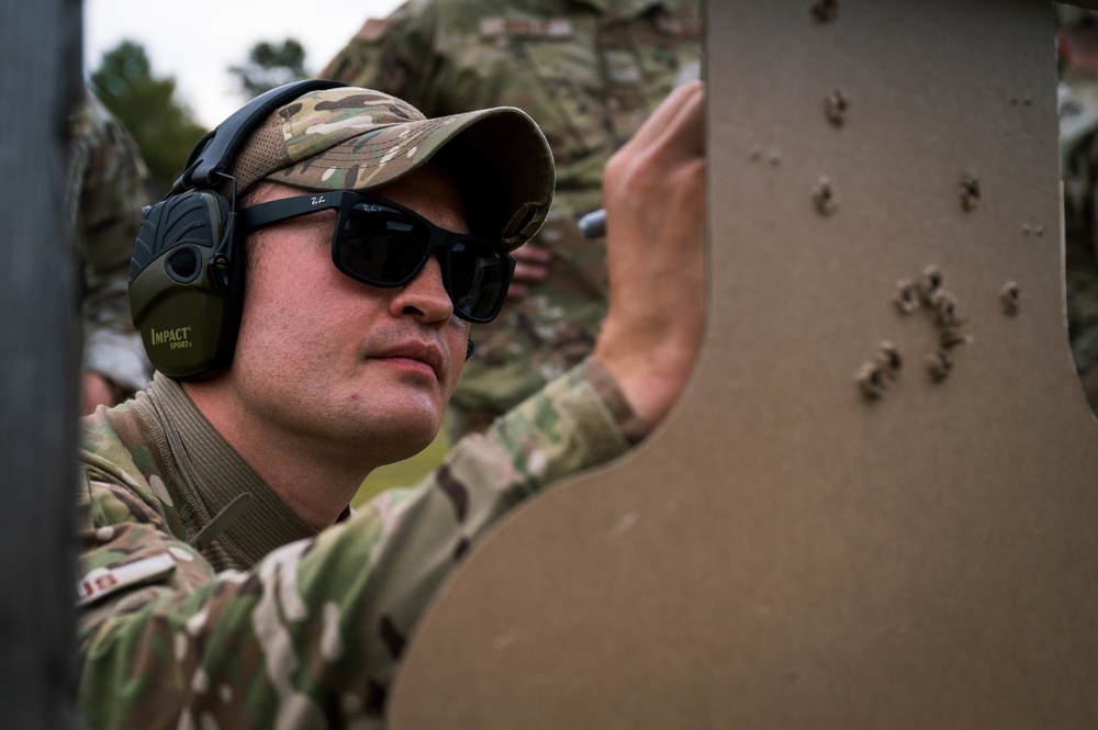 Air Traffic Controllers Qualify at Fort Devens