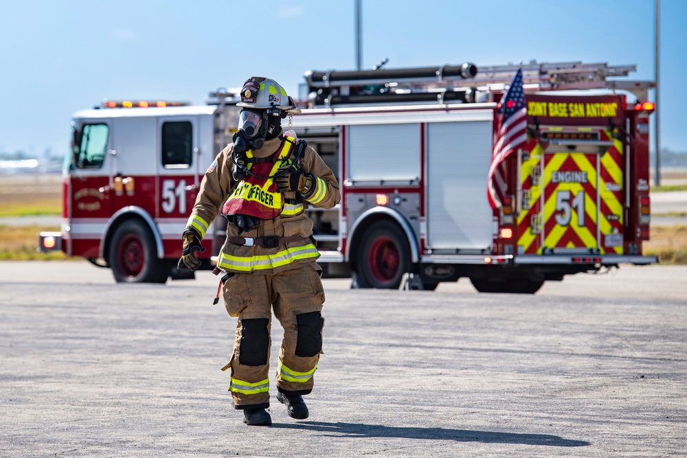 902nd Civil Engineer Squadron’s firefighter’s get hands-on training