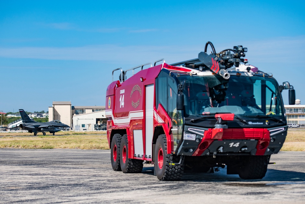 902nd Civil Engineer Squadron’s firefighter’s get hands-on training