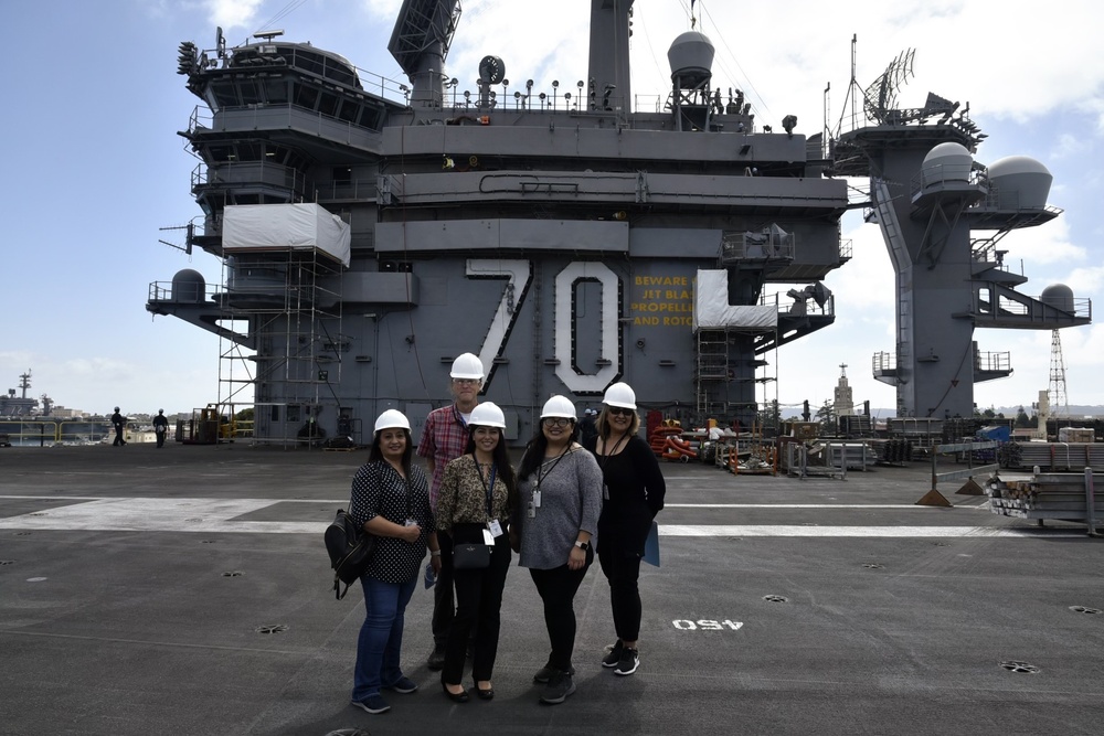 Naval Supply Systems Command Fleet Logistics Center Global Distance Support Center customer service representatives visited the USS Carl Vinson (CVN 70) for a ‘Face to the Fleet’ tour in Coronado, California. Sept. 14.