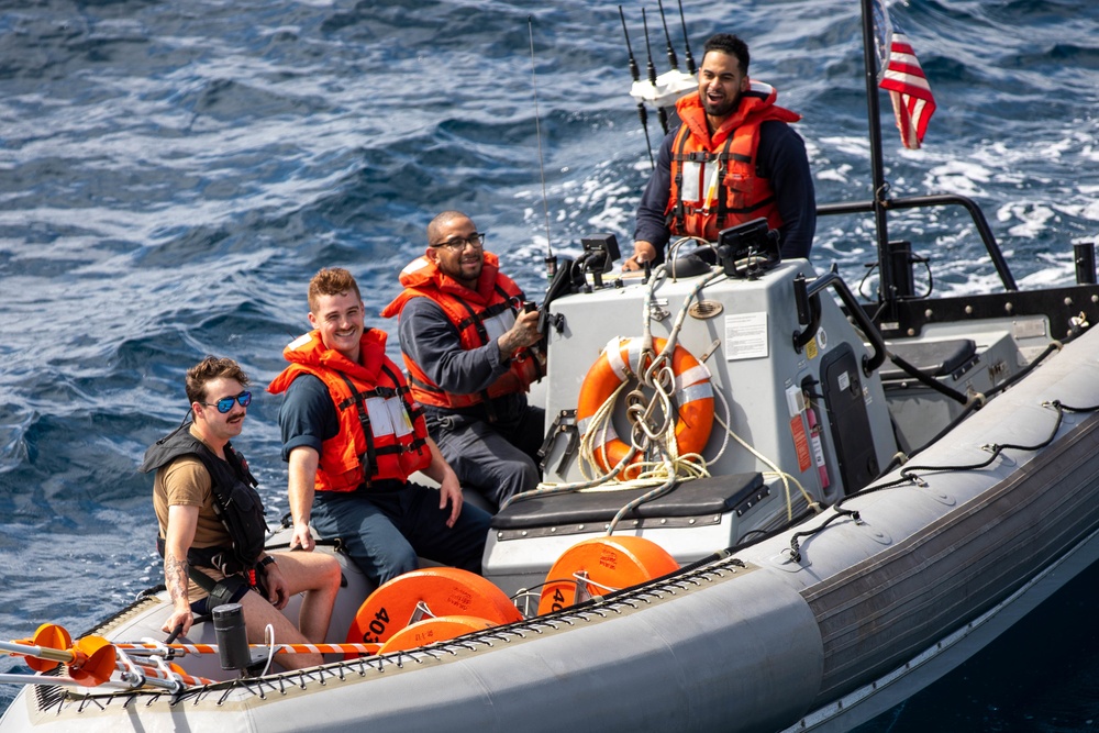 USS Ramage Condcuts Boat Ops