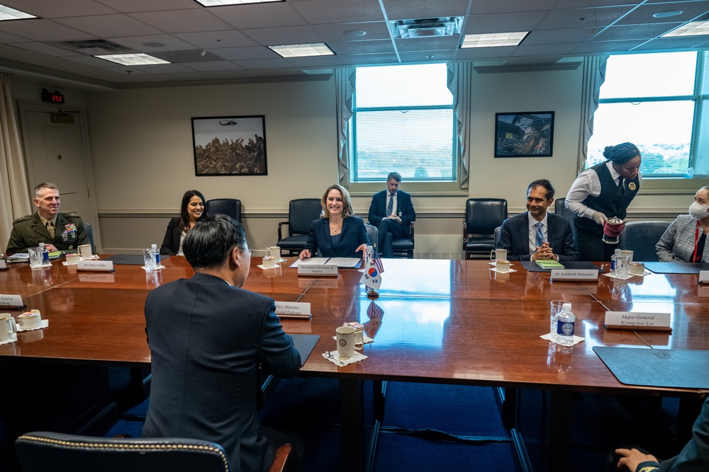 DVIDS - Images - Secretary Hicks hosts South Korean Vice Minister of ...