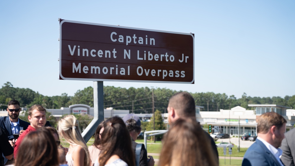 City of Mandeville Honors Fallen Marine Veteran, Police Captain with Memorial Dedication