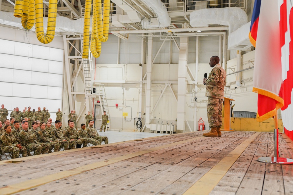 ANG Command Chief visits 136th Airlift Wing