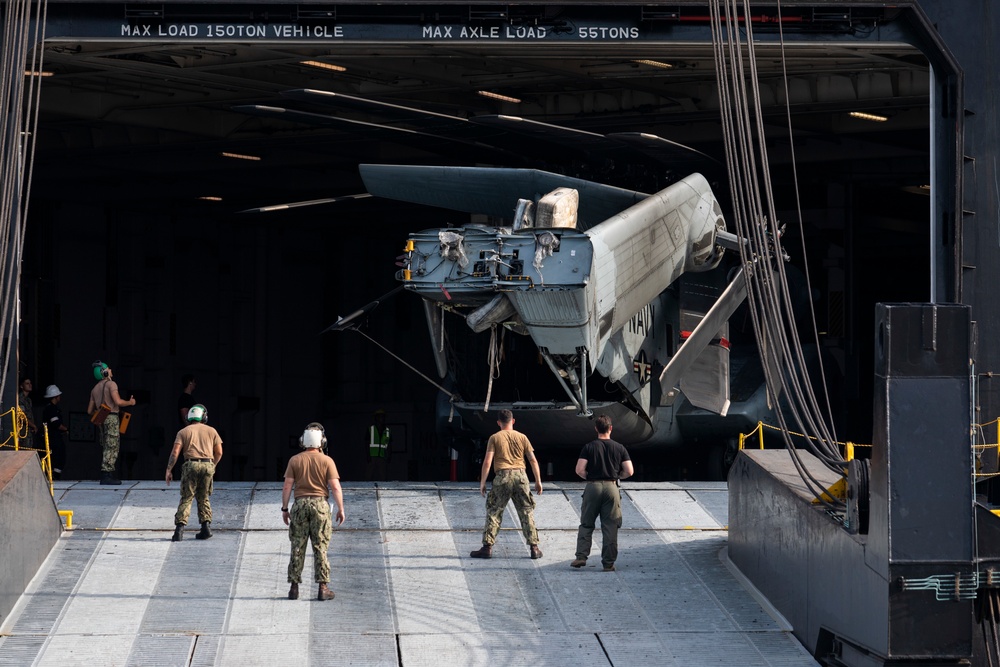 MCAS Iwakuni demonstrates harbor capabilities