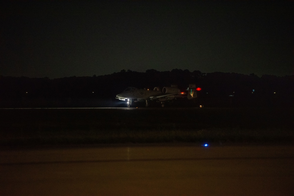 36th and 25th FS perform night ops