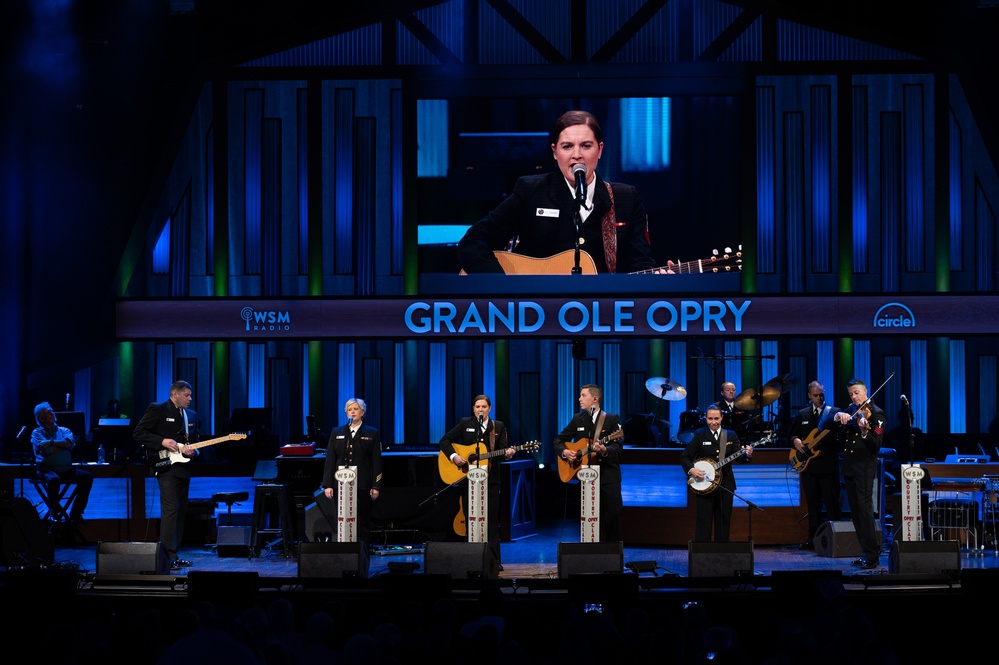 U.S. Navy Band Country Current wows at Grand ‘Ole Opry Concert