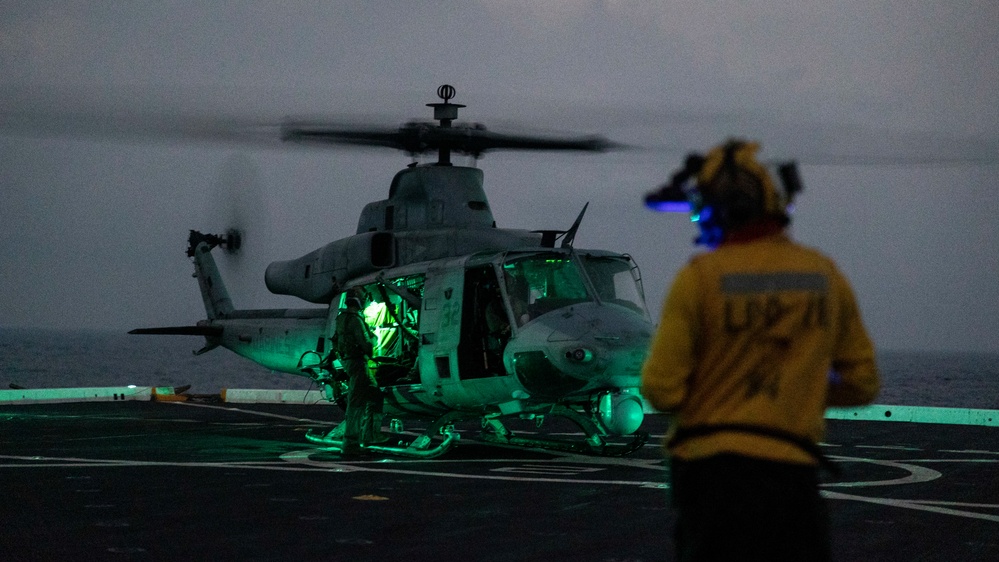 DVIDS - Images - Blackhearts Day and Night Fast Rope [Image 20 of 26]