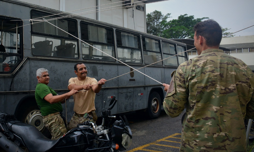 UNITAS LXIII: EOD Team works with Brazilian Navy