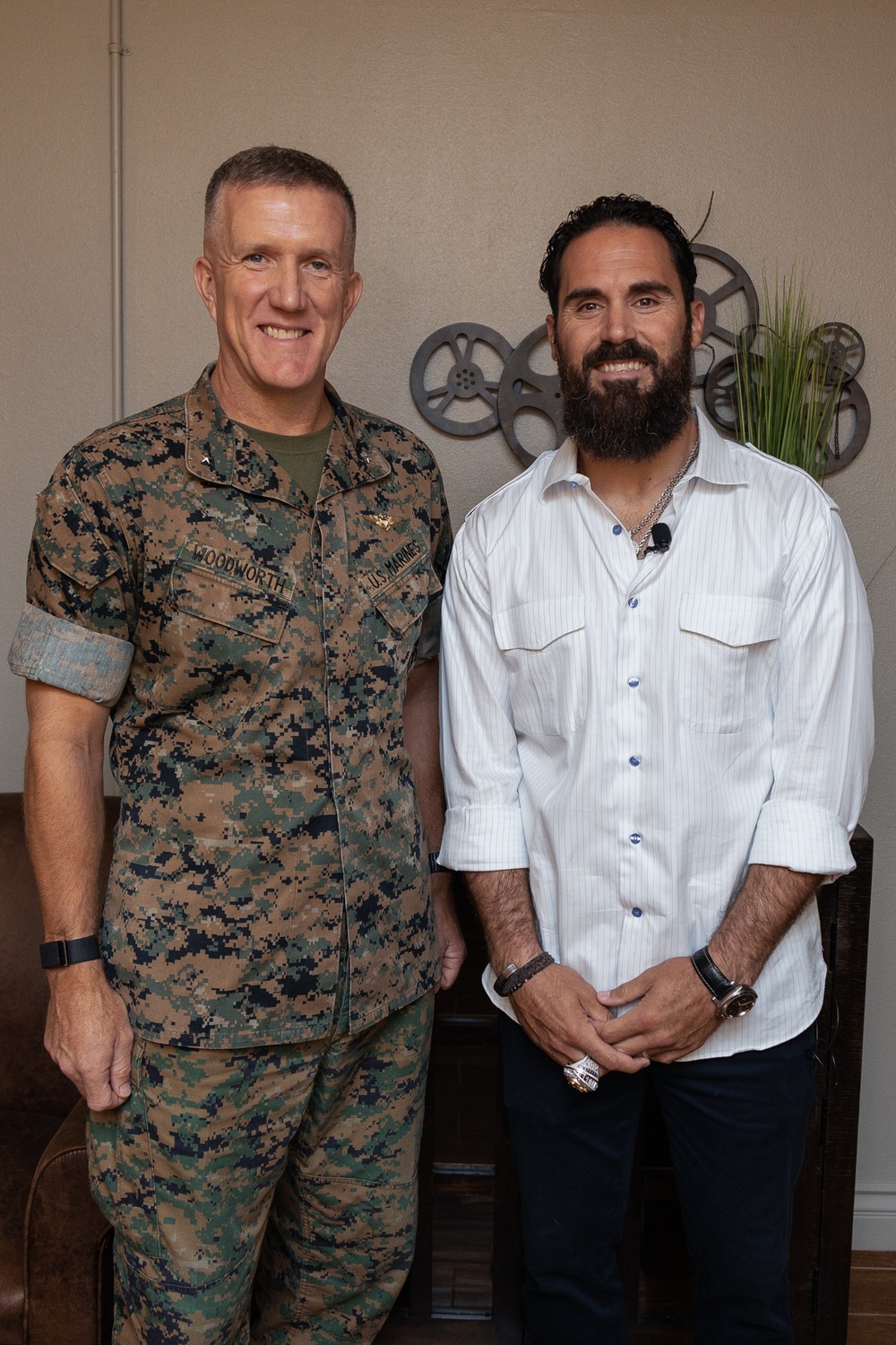 Eric Weddle discusses rest and recovery with Marines on Camp Pendleton