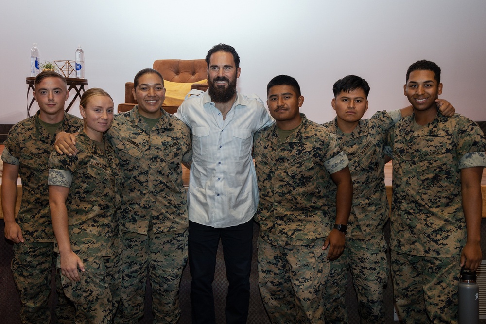 Eric Weddle discusses rest and recovery with Marines on Camp Pendleton