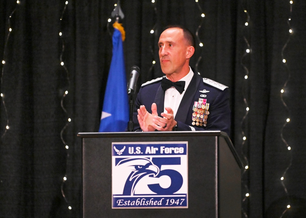 Team McChord celebrates Air Force’s 75th birthday