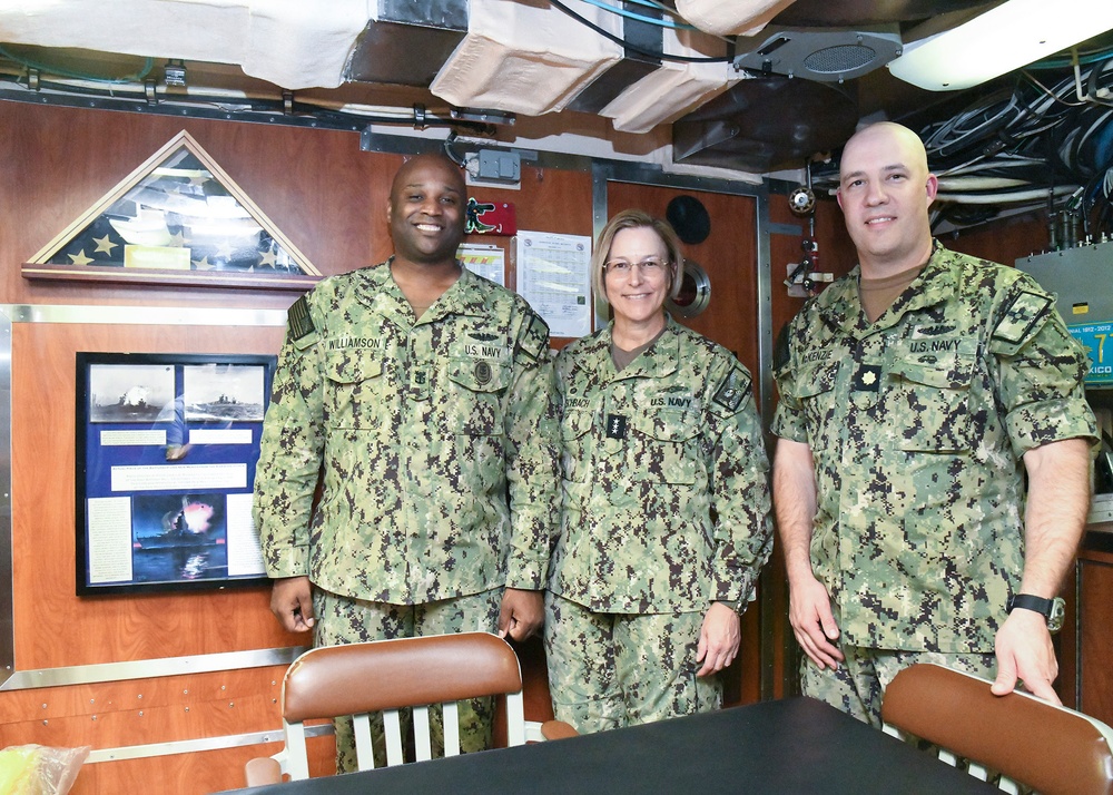 Vice Adm. Kelly Aeschbach tours USS New Mexico (SSN-779)