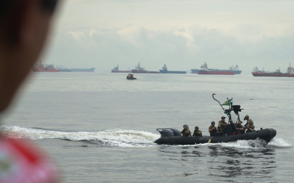 UNITAS 22: U.S. Navy SEAL VBSS