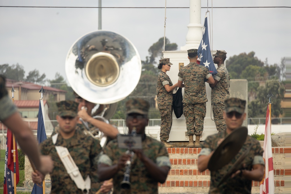 1st Marine Division Marines, sailors awarded during morning colors ceremony