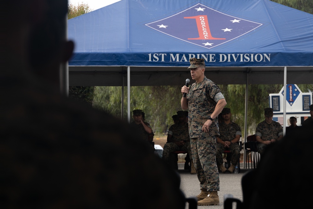 1st Marine Division Marines, sailors awarded during morning colors ceremony