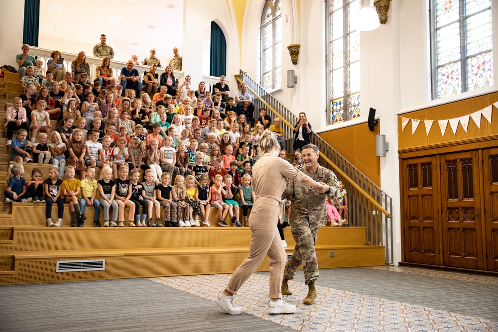 101st shares their stories during the 78th Anniversary of Market Garden