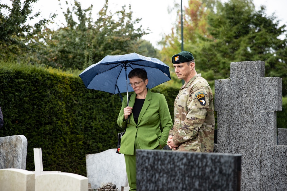 101st shares their stories during the 78th Anniversary of Market Garden