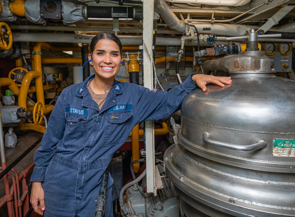 Houston Area Native Serves Aboard USS Antietam while conducting operations in the Philippine Sea