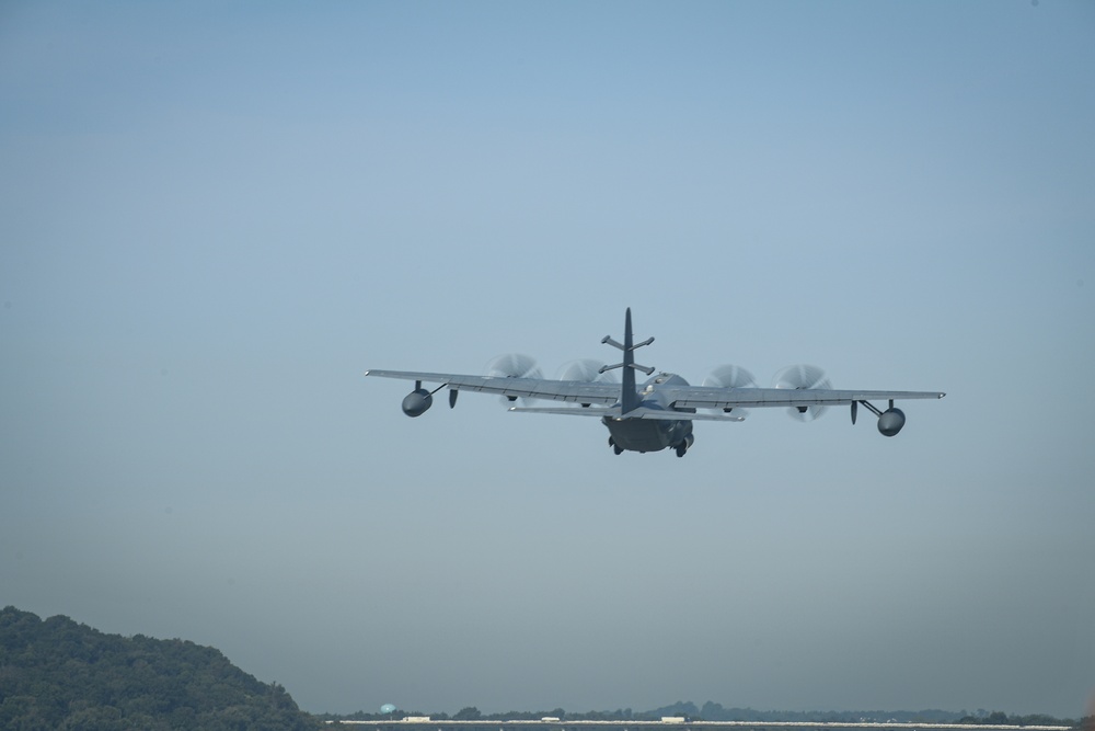 Historic EC-130J Commando Solo military aircraft performs final broadcast over skies of Central Pennsylvania