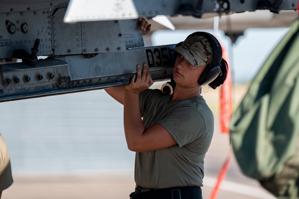 357th Fighter Generation Squadron: LOLA