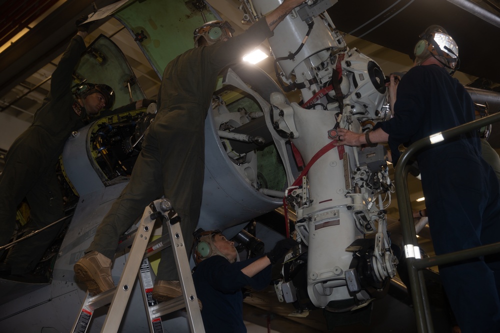 MV-22 Osprey Propeller Replacement