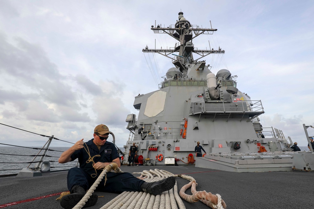 USS Higgins Arrives In Manila For Port Visit