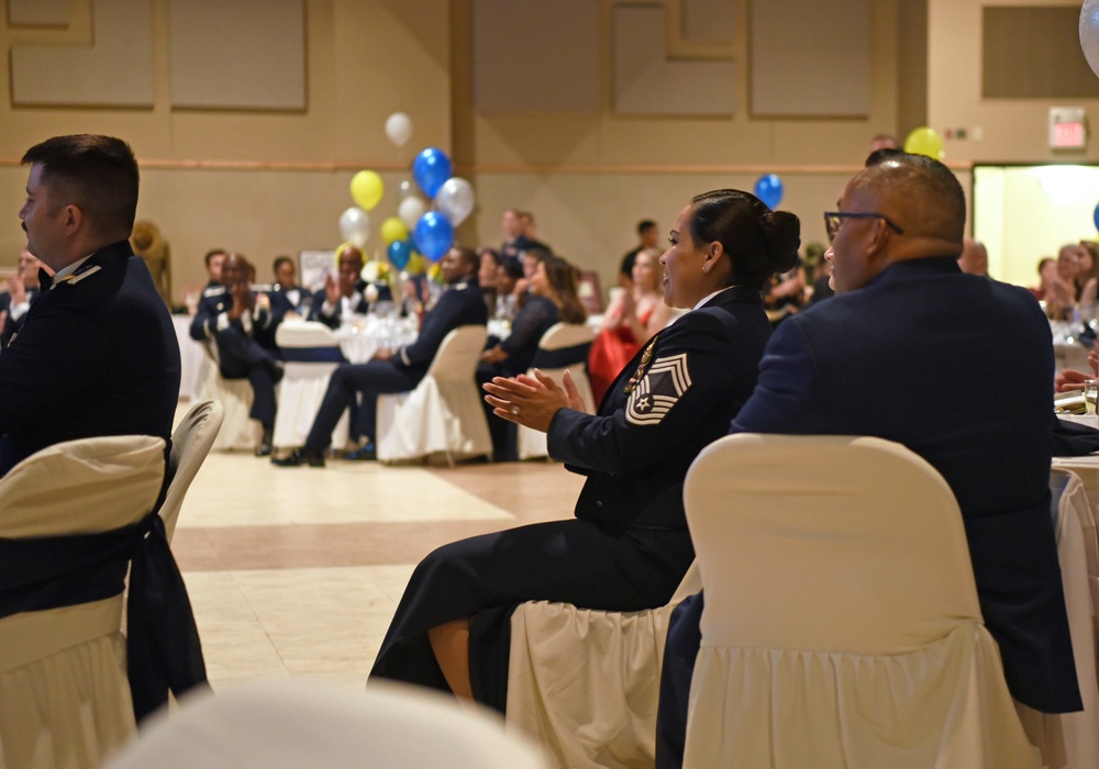 17th TRW celebrates Air Force’s 75th anniversary with a ball