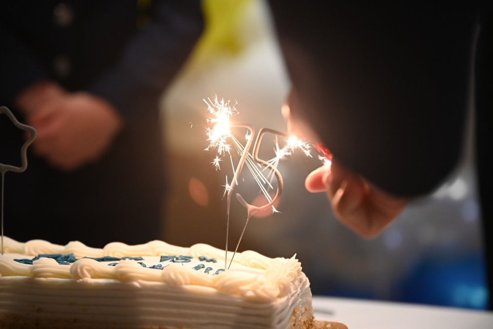 17th TRW celebrates Air Force’s 75th anniversary with a ball