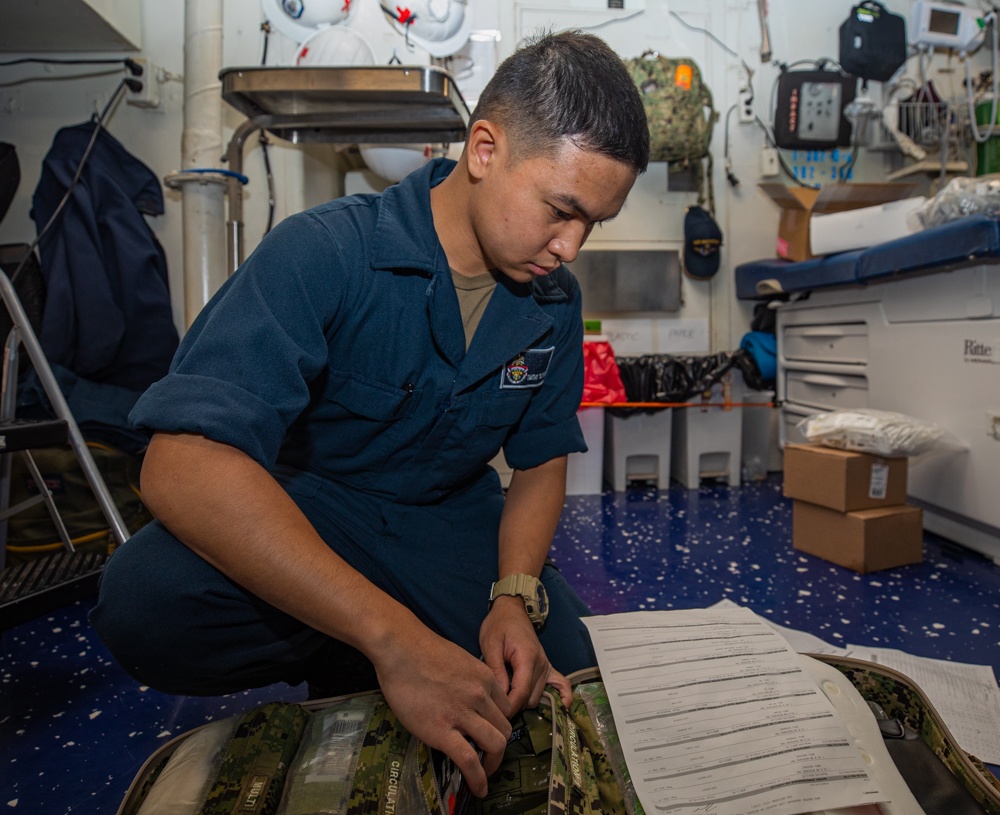 USS Antietam (CG 54) Corpsman Conducts Inventory
