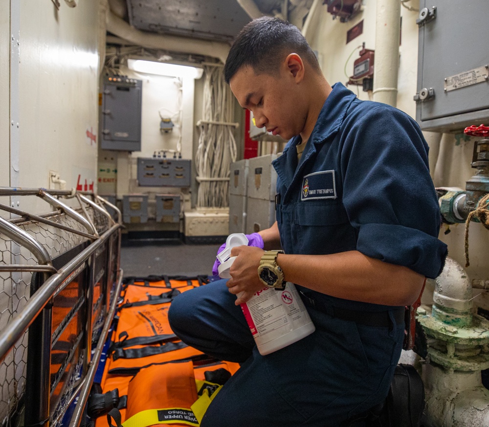 USS Antietam (CG 54) Corpsman Conducts Inventory