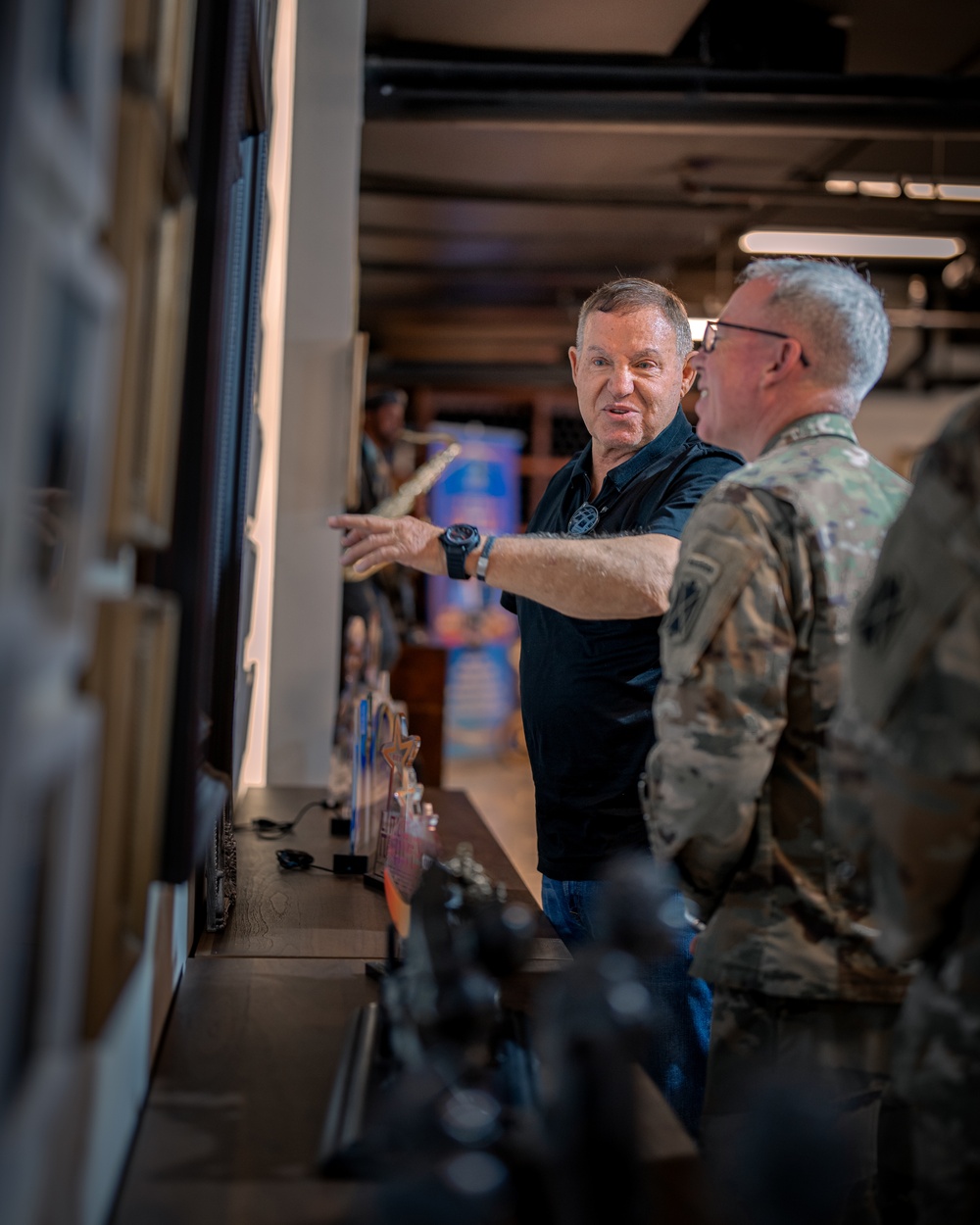 10TH AAMDC commanding general meets Lt. Col. Moshe Levy during a visit to Israel