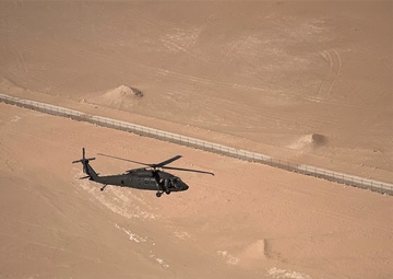 3-142nd AHB Trains Dust Landings in Kuwait