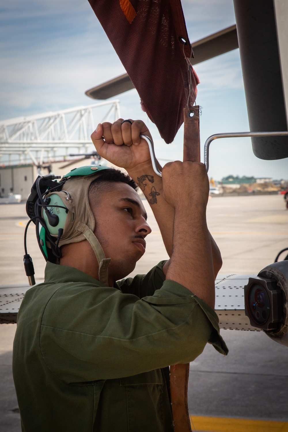 The Underdogs of Aviation: The Maintenance Crews