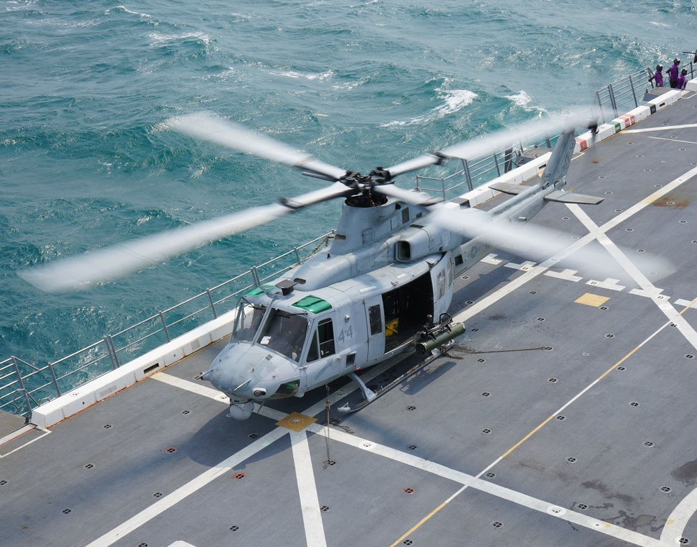 UNITAS 2022: USS Mesa Verde and MAGTF 25 Flight Ops