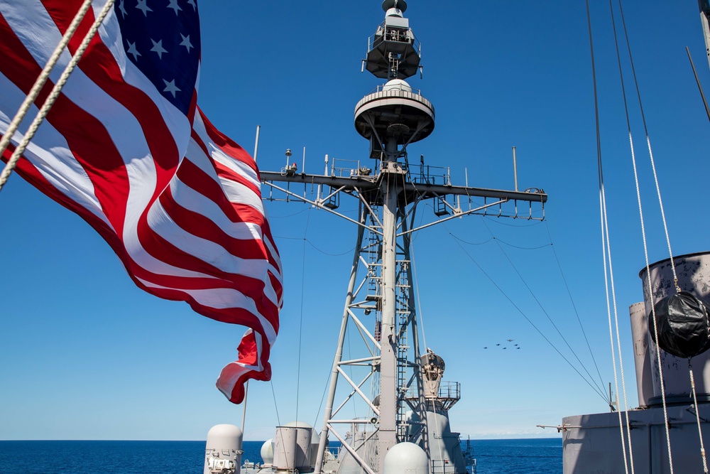 USS Leyte Gulf (CG 55) Participates in PHOTOEX