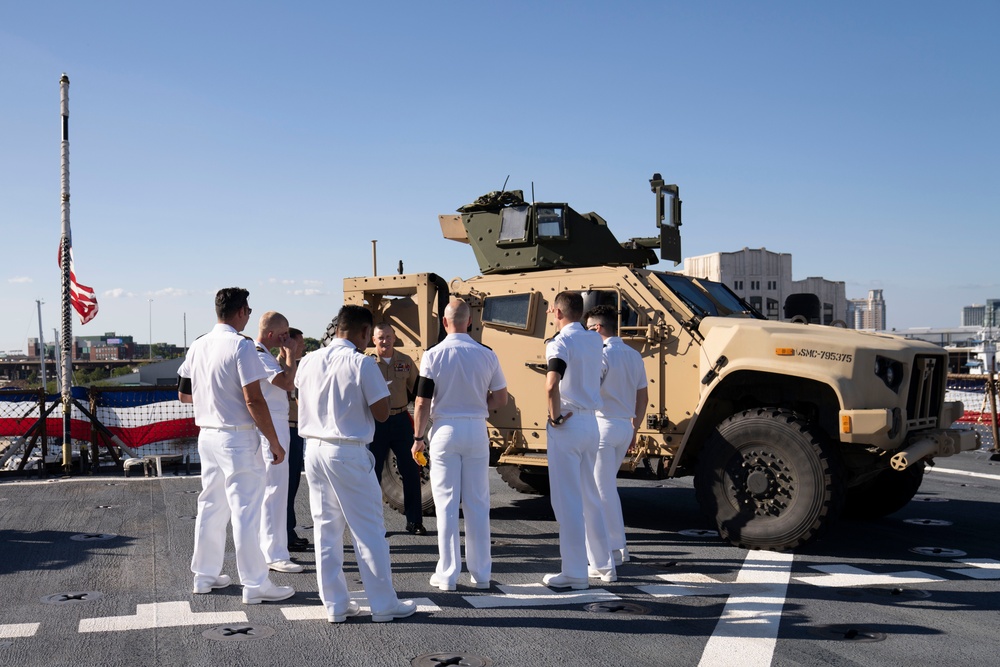 DVIDS Images U.S. Marines at Maryland Fleet Week, Flyover Baltimore