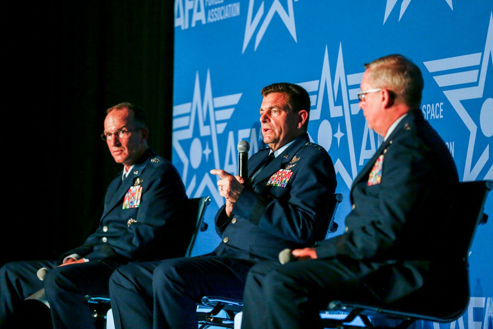 Air Force Reserve Component Leaders Discuss Guard, Reserve During Air Force Conference